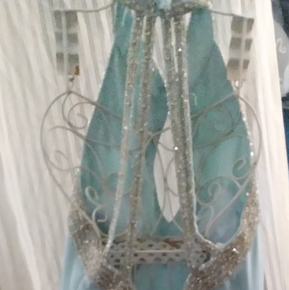 Peak Evenings Custom made gown. - Picture 3 of 5